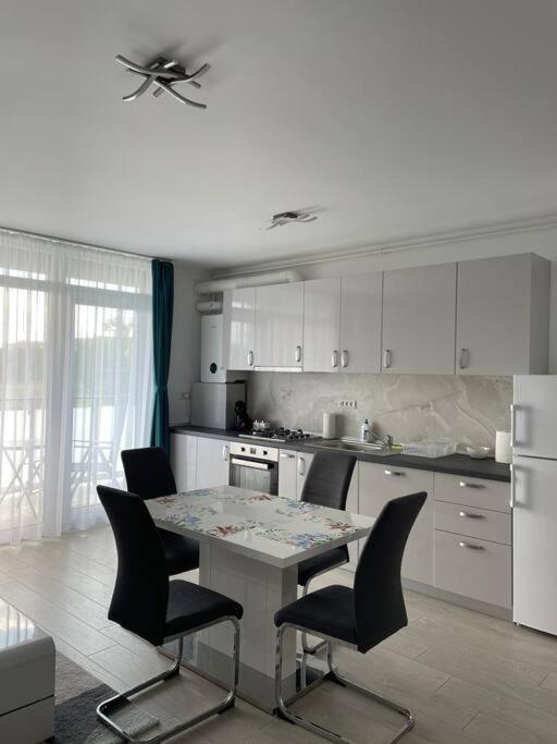 Rebreanu Residence Lux Apartmen Тимишоара Экстерьер фото
